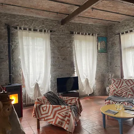 Апартаменты La Casa Di Ele Априкале